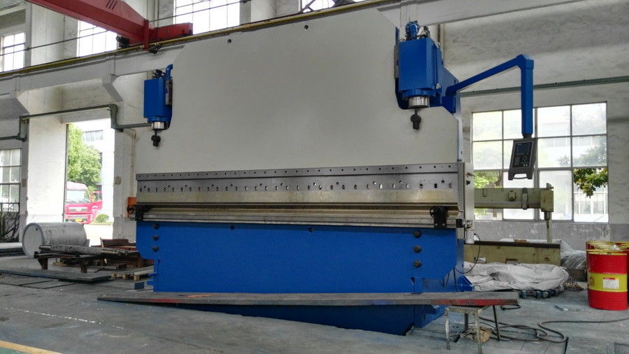 6.5M মেটাল শীট CNC হাইড্রোলিক প্রেস ব্রেক 4000KN বল বাঁকানো ইস্পাত দিয়ে তৈরি
