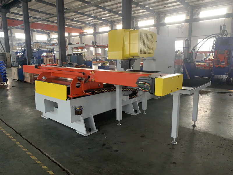 3mm শীট CNC যান্ত্রিক পাঞ্চিং প্রেস প্রক্রিয়া 40' কন্টেইনার ওয়াল প্লেট